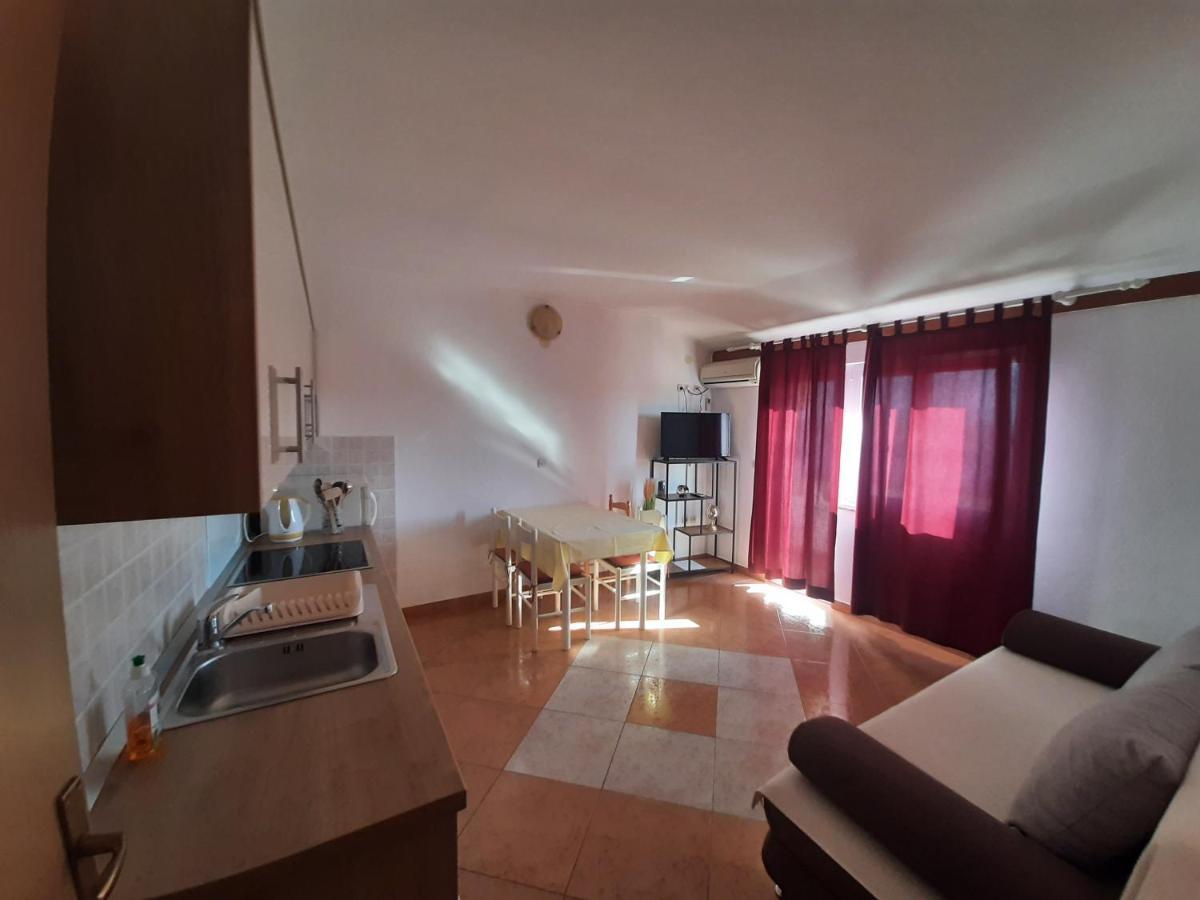 Apartments Donadic I, Caska Novalja Exterior photo